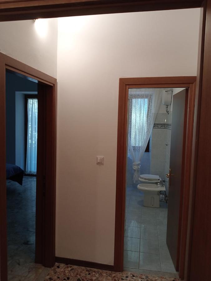 Bici Grill Decimo Miglio Aeroporto Ciampino Francigena Country House Exterior photo